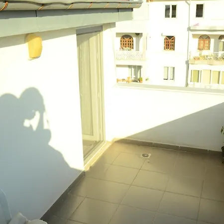 Apartament Ari Apart